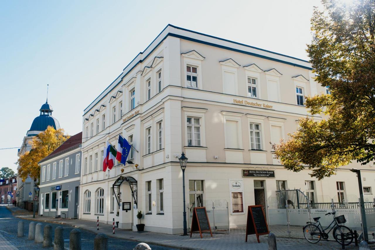 Hotel & Restaurant "Deutscher Kaiser" Перлеберг Екстериор снимка