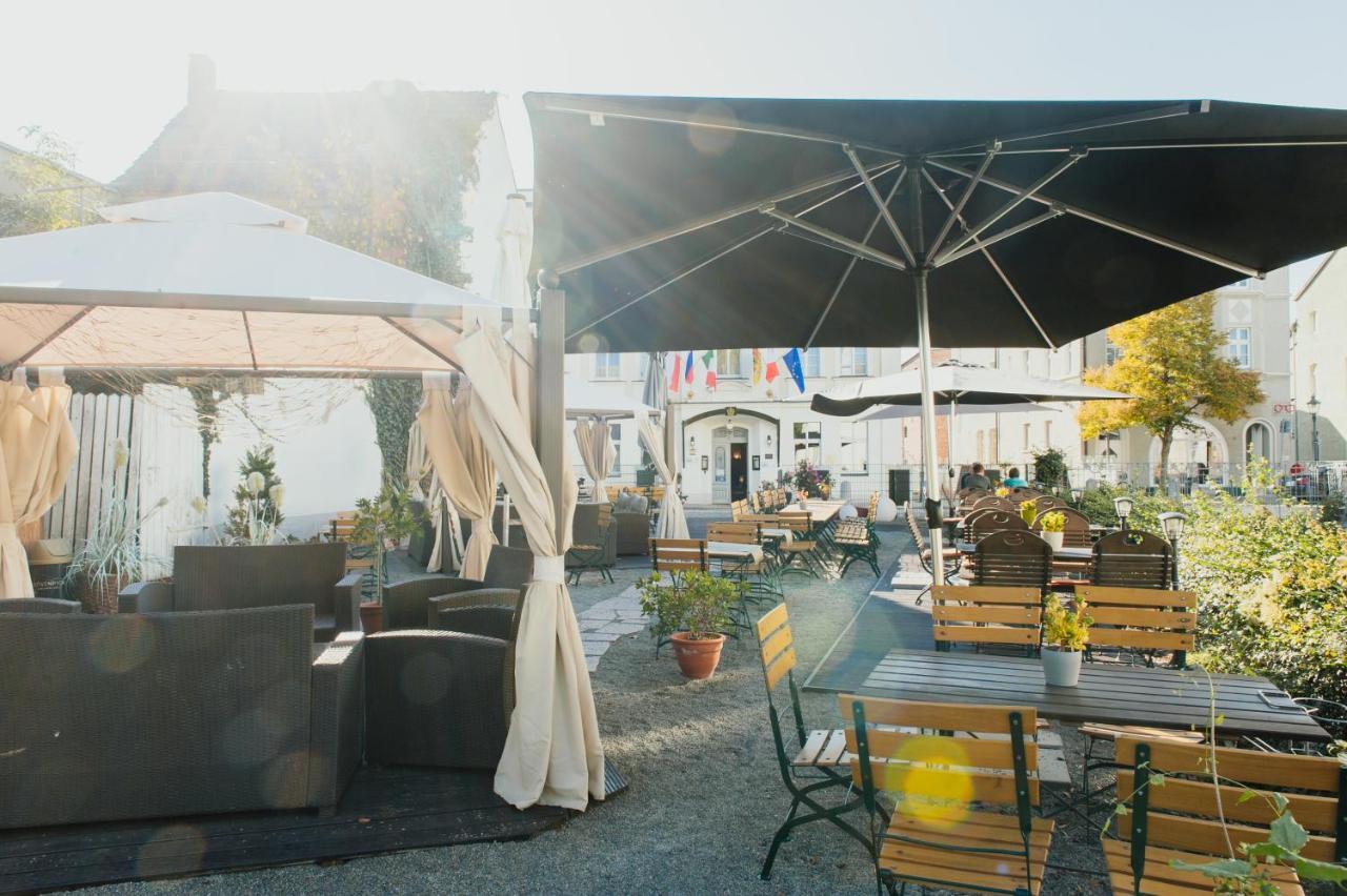 Hotel & Restaurant "Deutscher Kaiser" Перлеберг Екстериор снимка