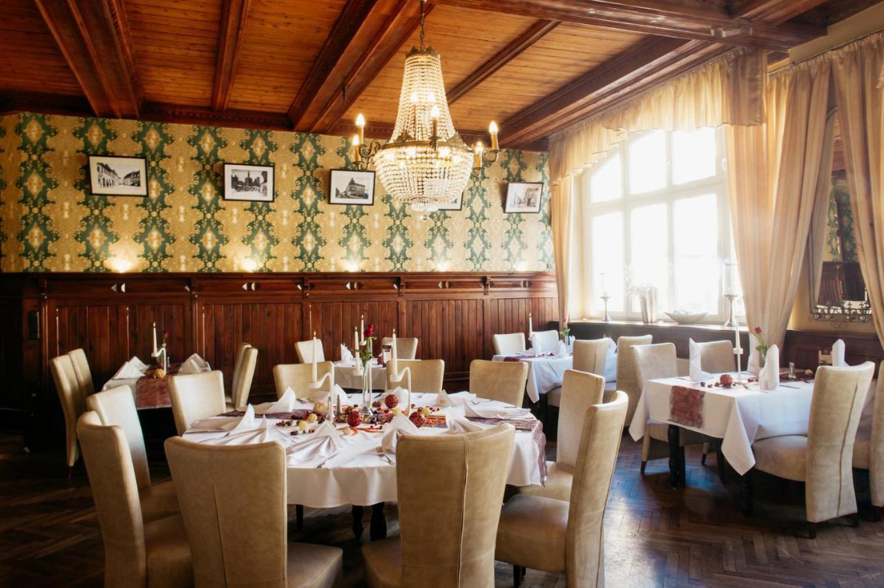 Hotel & Restaurant "Deutscher Kaiser" Перлеберг Екстериор снимка